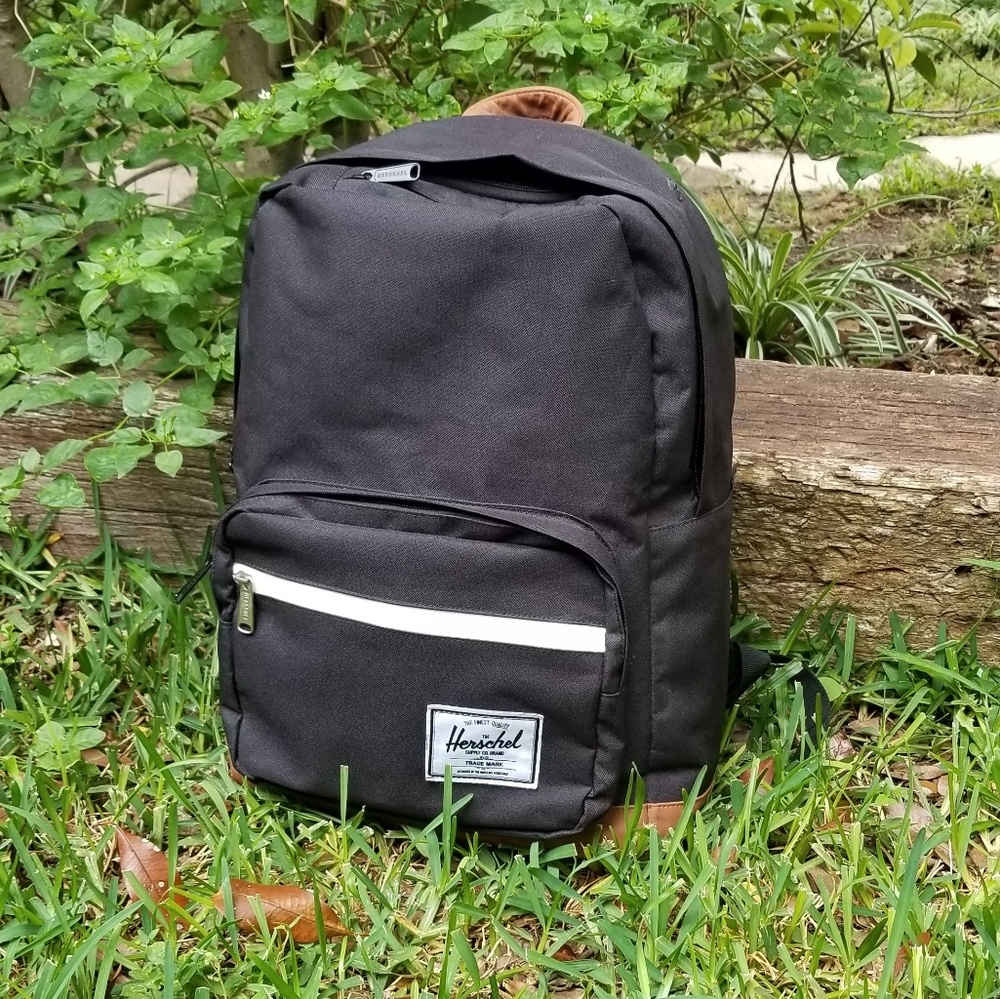 Herschel Pop Quiz Backpack Plus Series